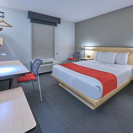 City Express By Marriott Toluca Exterior foto